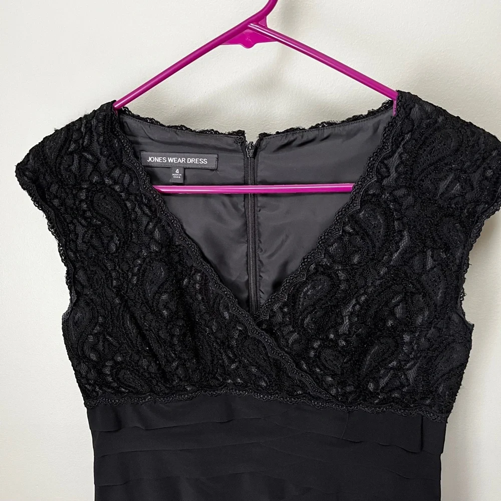 JONES WEAR Black Lace Tiered Dress/Size 4 - Picture 3 of 14